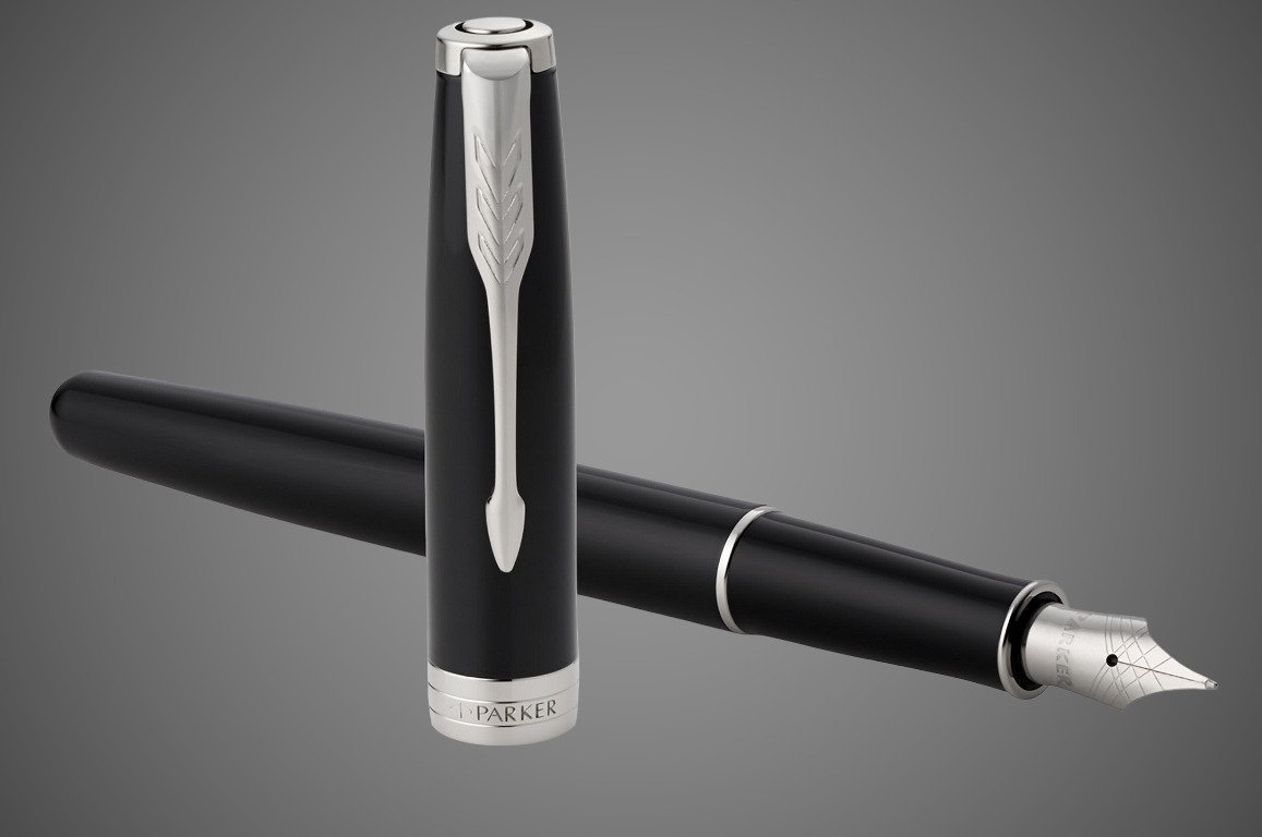 Перьевая ручка Parker Sonnet F539, цвет: LaqBlack СT, перо: F, цвет чернил: black, в подарочной упаковке, Лаки и смолы: лак, латунь