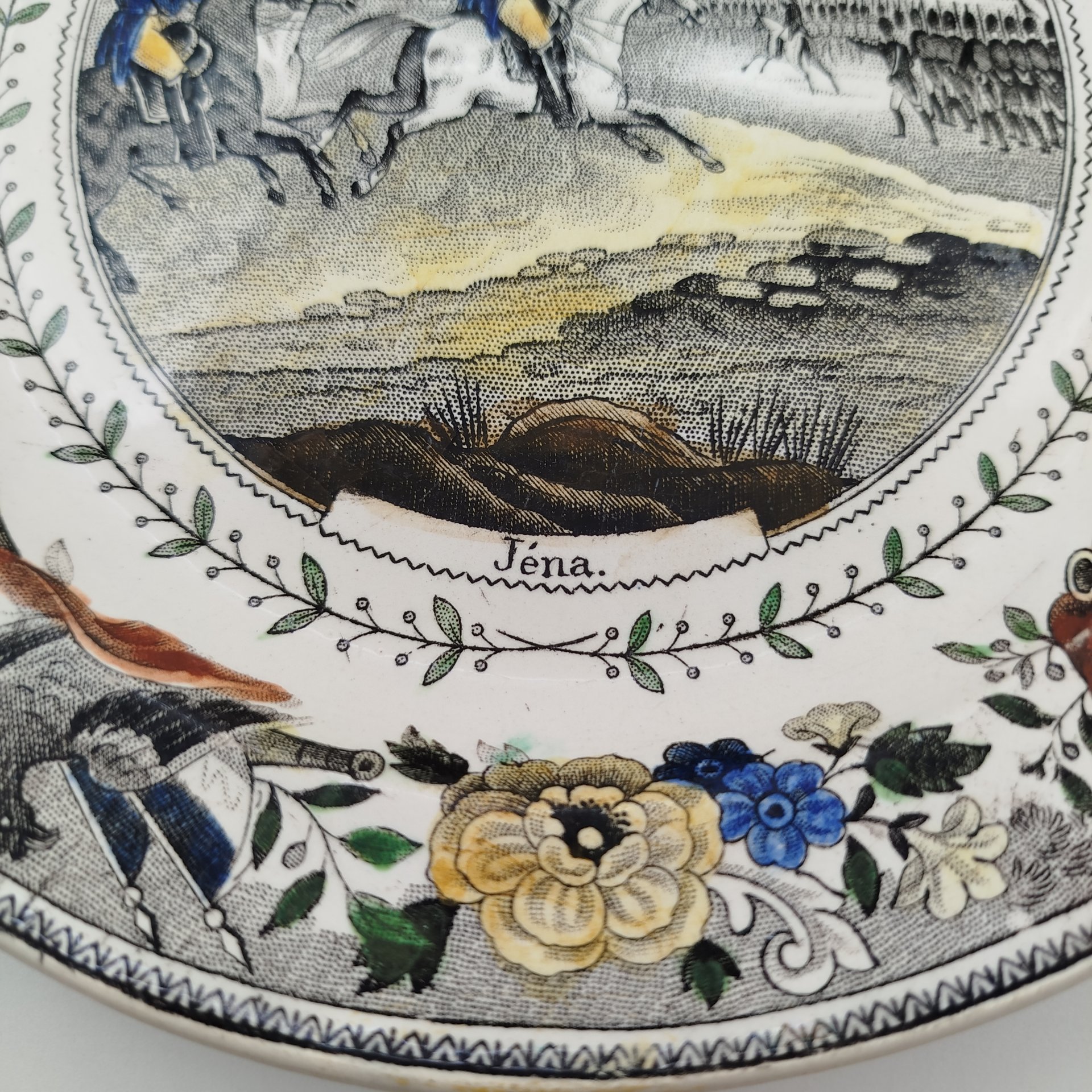 Тарелка "Битва при Йене", серия "Наполеоновские тарелки" №12, Creil et Montereau