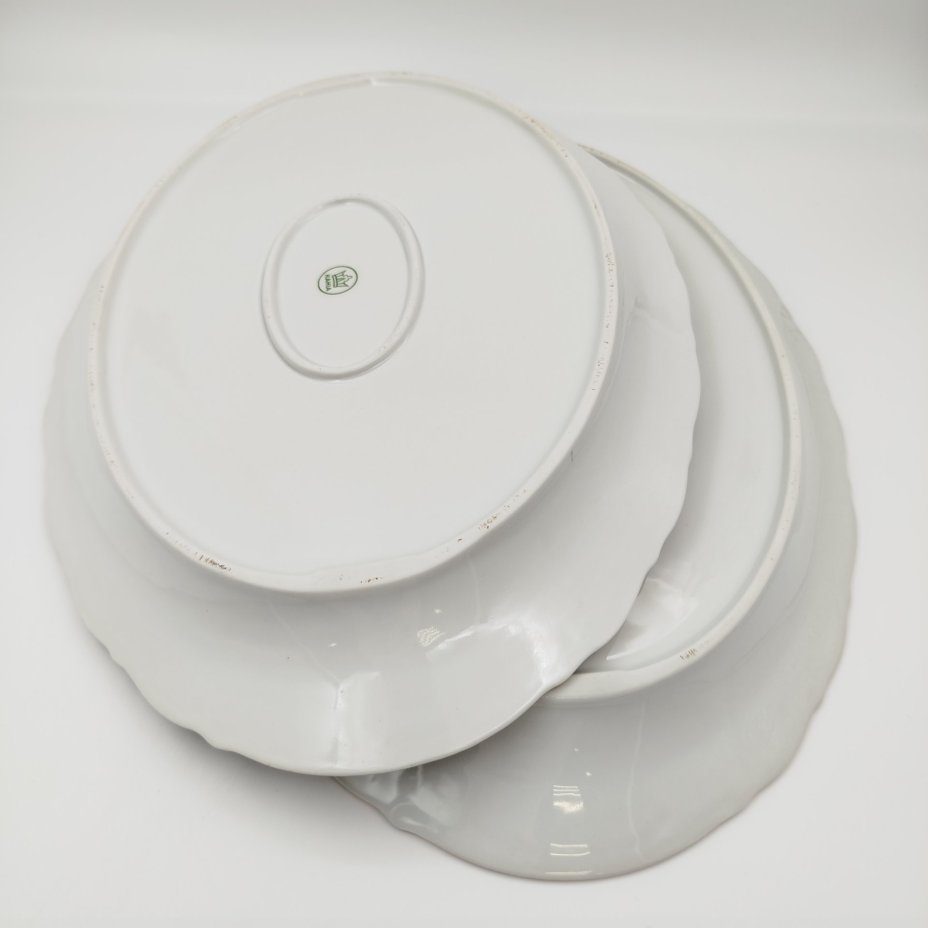 Пара больших блюд овальной формы с декором в виде полевых цветов, фарфор, деколь, золочение, Kahla, ГДР, 1960-1990 гг.