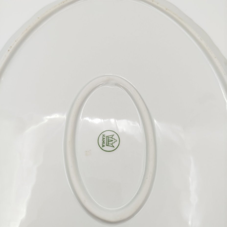 Пара больших блюд овальной формы с декором в виде полевых цветов, фарфор, деколь, золочение, Kahla, ГДР, 1960-1990 гг.