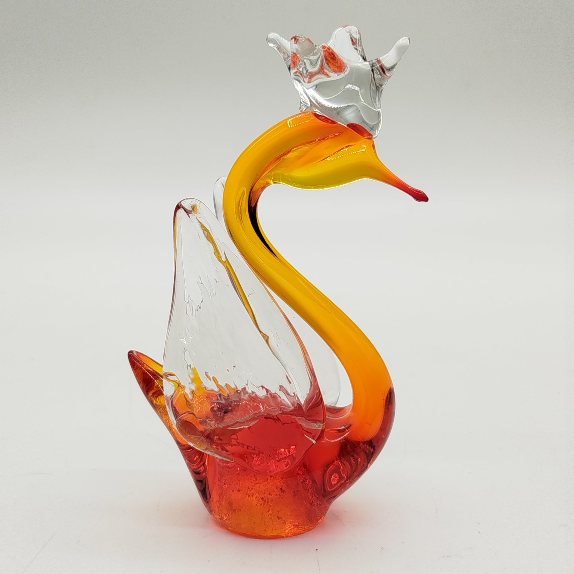 Статуэтка "Царевна-Лебедь", цветное стекло, гутная техника, Российская Федерация, 1990-2015 гг.