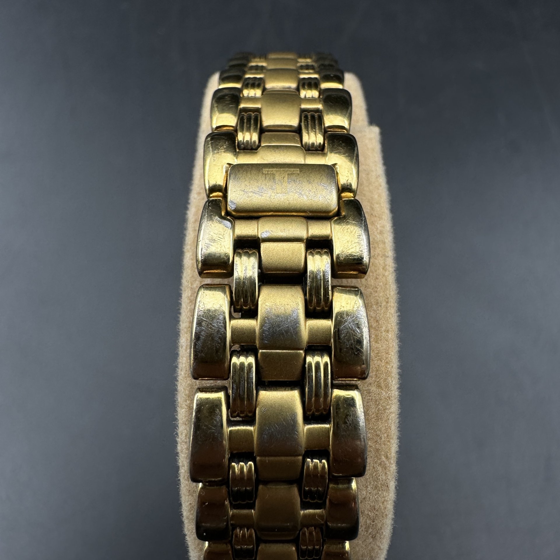 Часы женские "Tissot Ballade 25 jewels", Tissot
