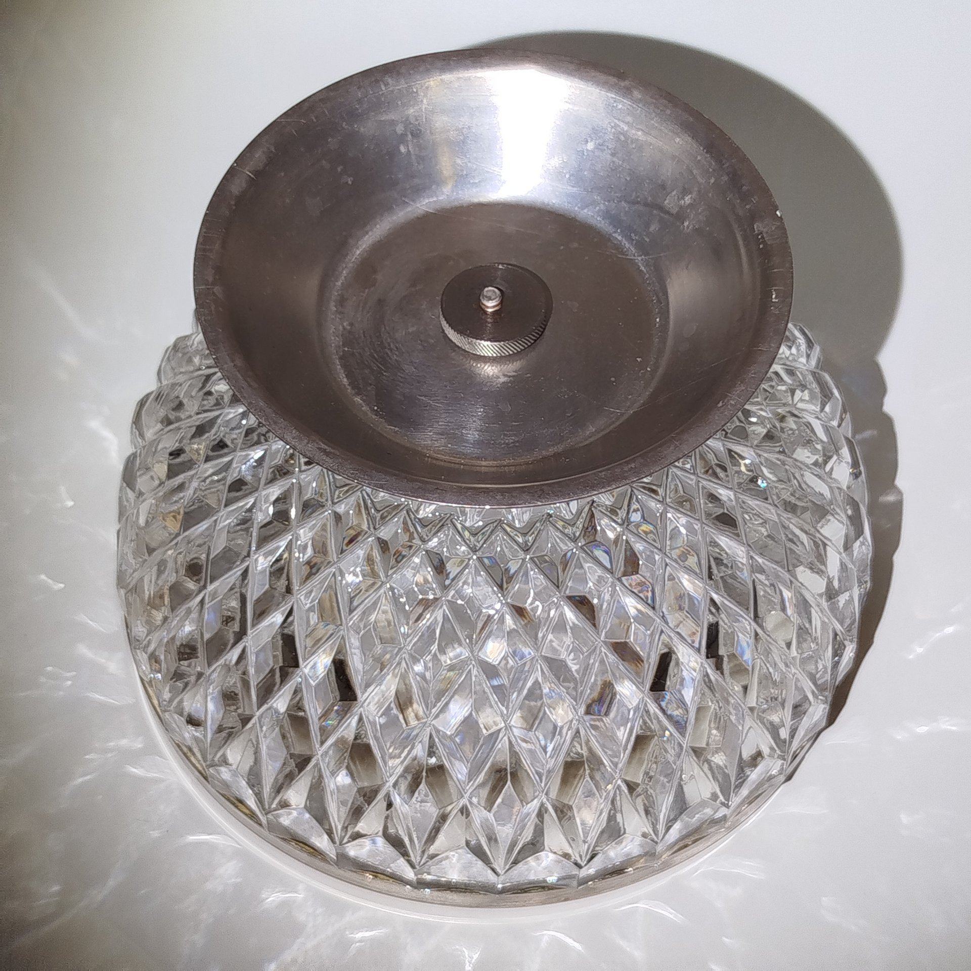 Ваза (конфетница, фруктовница) с металлической ножкой и ободком, хрусталь, металл, СССР, 1960-1990 гг.