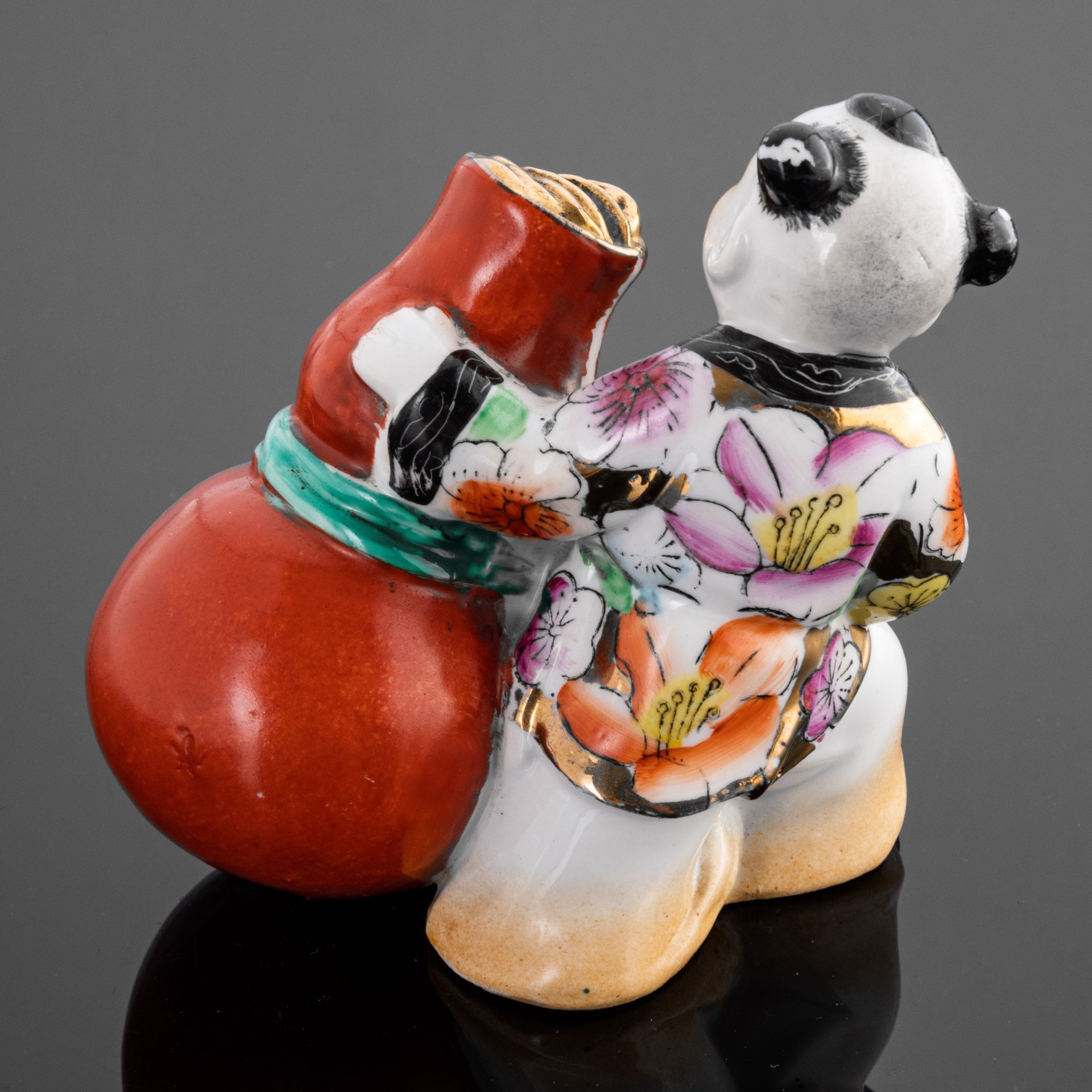 Статуэтка (копилка) "Карако", фарфор, роспись, золочение, Китай, 1950-1970 гг., Китай