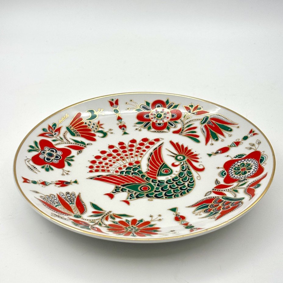 Тарелка настенная "Красная птица", художник А.В. Воробьевский, фарфор, деколь, золочение, Ленинградский фарфоровый завод (ЛФЗ), Россия, 1989-2001 гг.