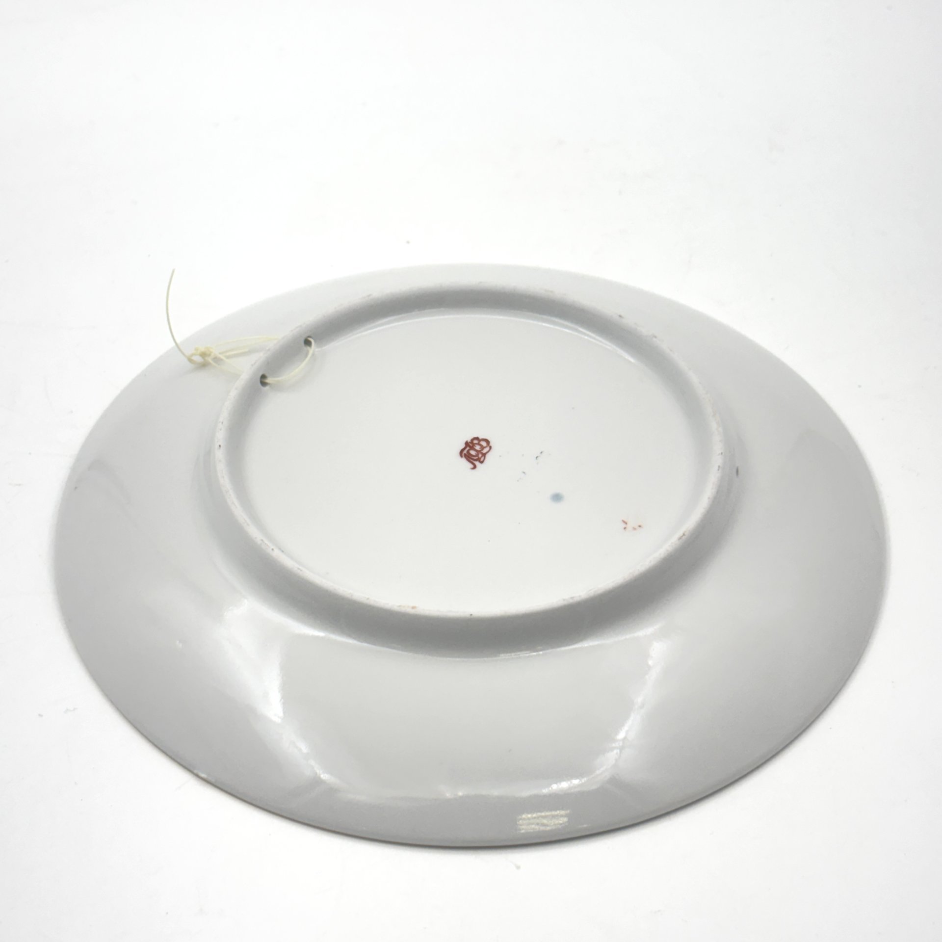 Тарелка настенная "Красная птица", художник А.В. Воробьевский, фарфор, деколь, золочение, Ленинградский фарфоровый завод (ЛФЗ), Россия, 1989-2001 гг.