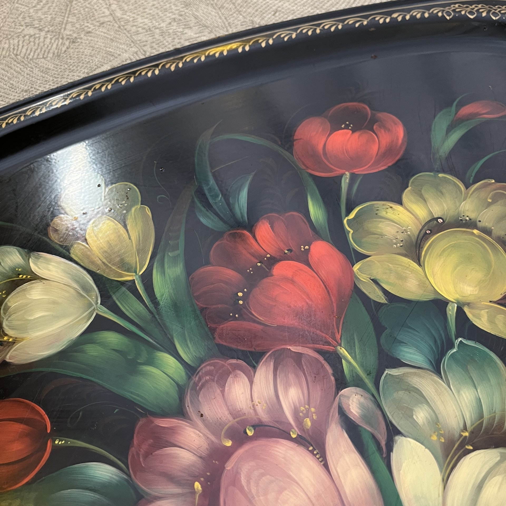 Поднос прямоугольной формы с цветочным декором, жесть, роспись, Жостовская фабрика декоративной росписи, СССР, 1960-1980 гг.