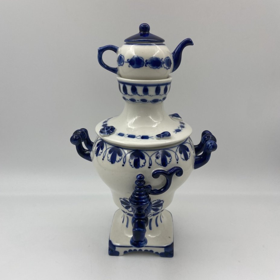Статуэтка "Самовар с заварочным чайником", фарфор, роспись, Объединение «Гжель», СССР, 1972-1985 гг.