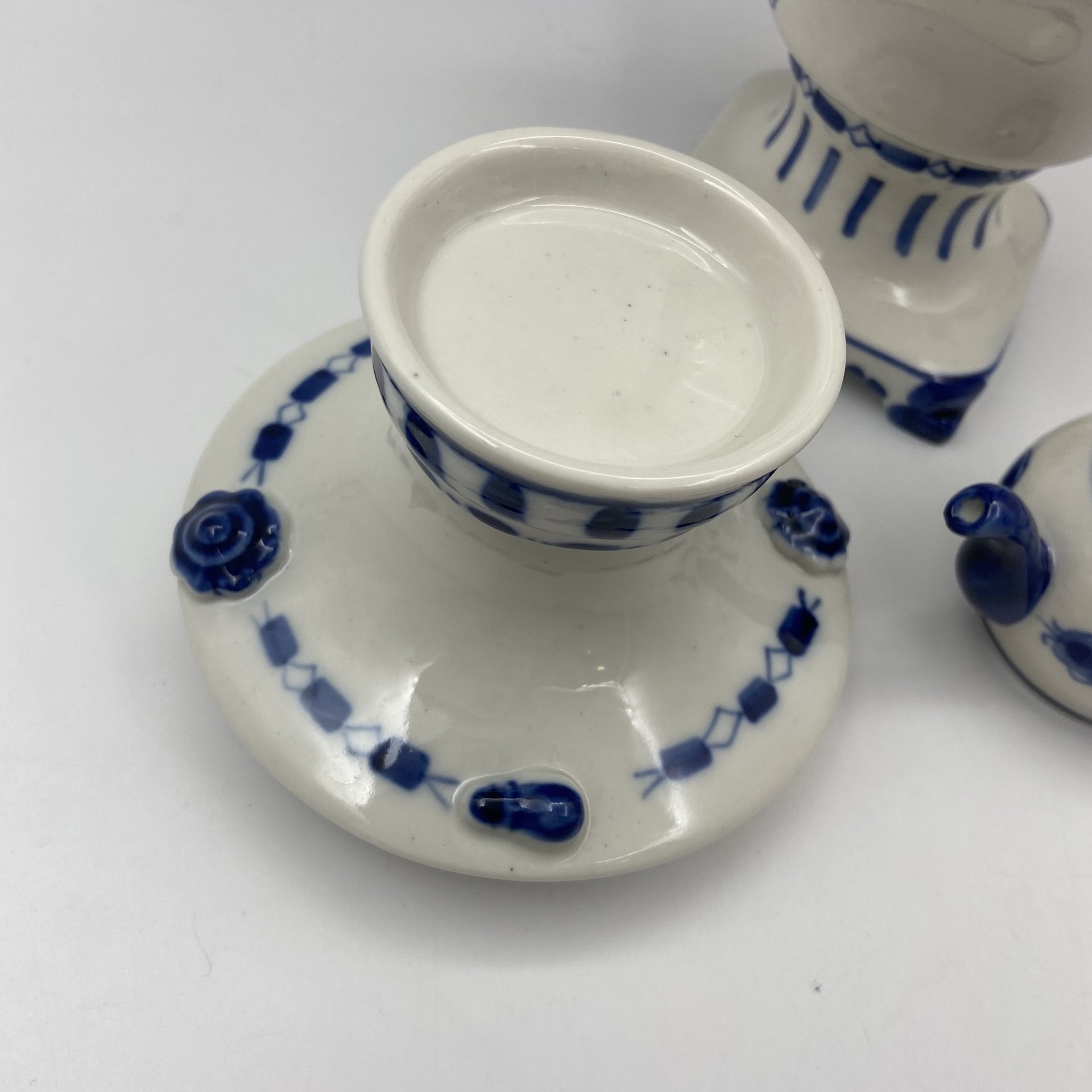 Статуэтка "Самовар с заварочным чайником", фарфор, роспись, Объединение «Гжель», СССР, 1972-1985 гг.