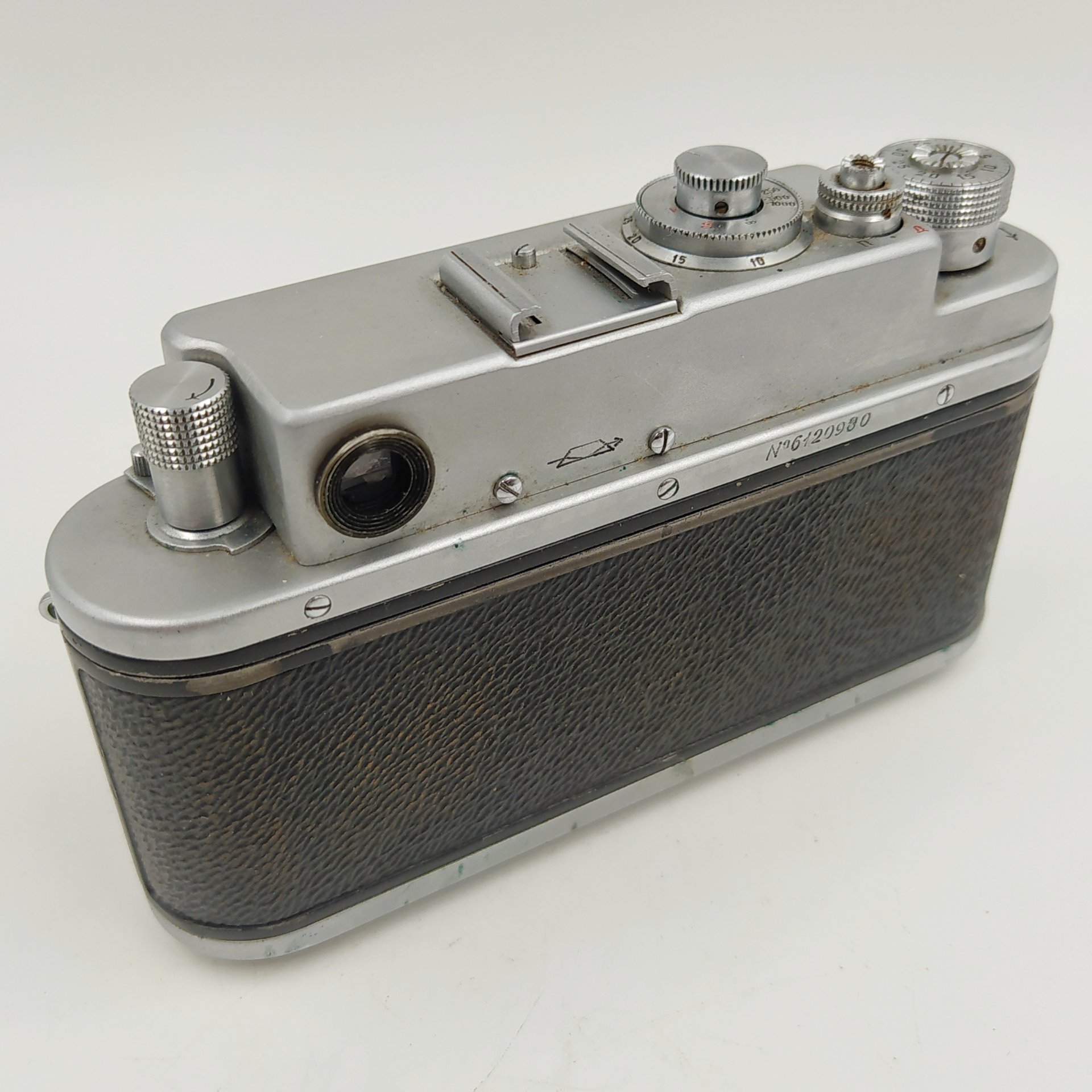 Фотоаппарат пленочный "Зоркий-4" с объективом "Юпитер-8", в оригинальном кофре и в комплекте с фотовспышкой "Norma", металл, стекло, пластик, кожа, Красногорский механический завод (КМЗ), СССР, 1956-1973 гг., Красногорский механический завод (КМЗ)
