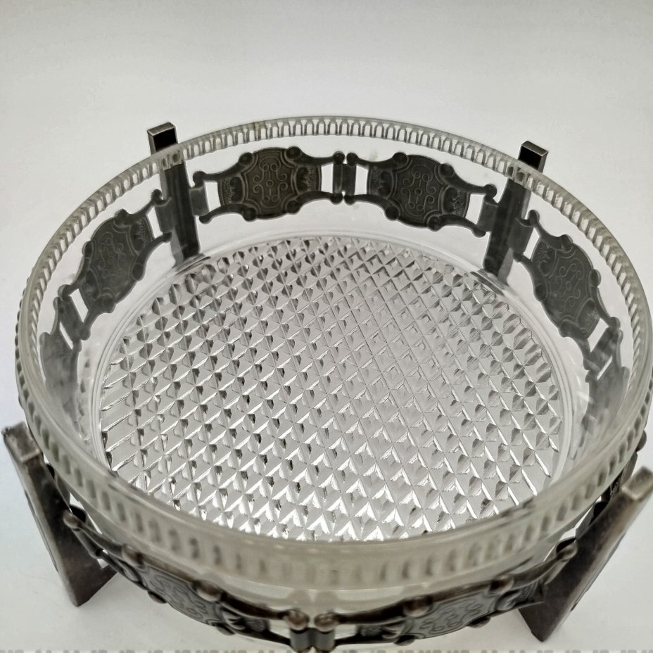 Пепельница "Латы", стекло, металл, Завод «Плутон», СССР, 1970-1990 гг.