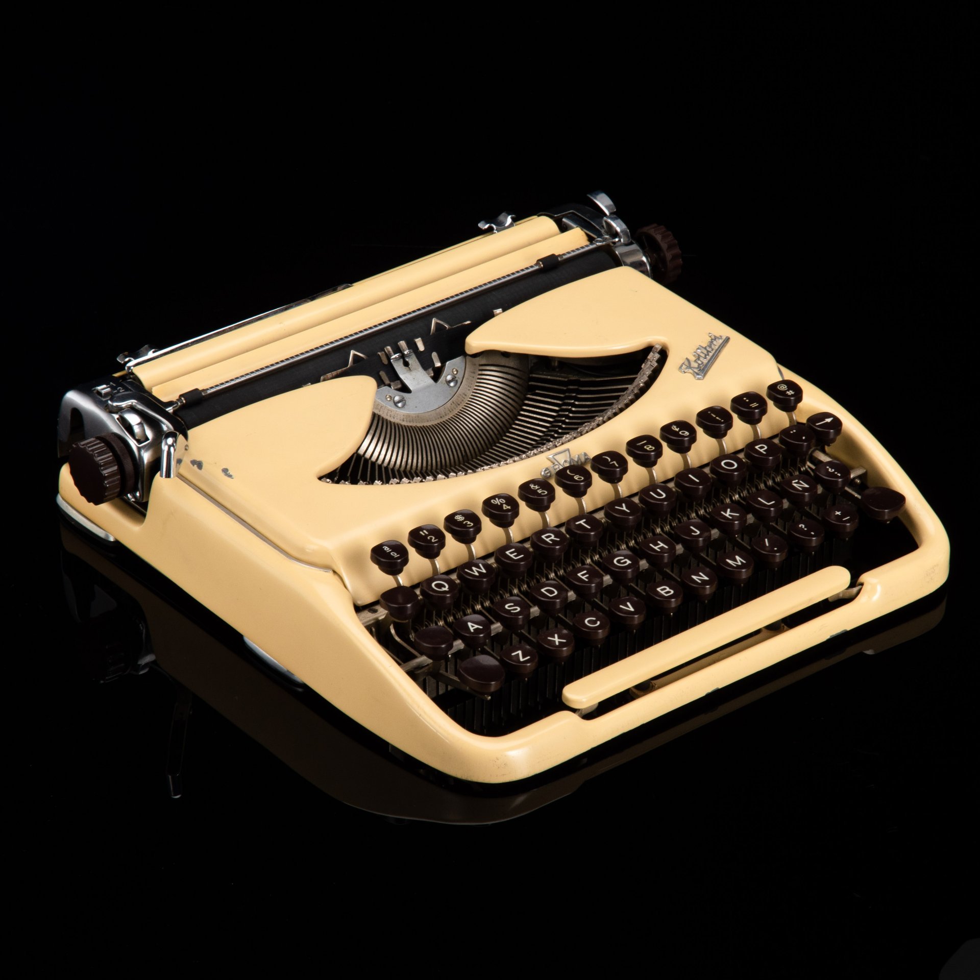 Машинка печатная "Groma Kolibri" в оригинальном кофре, металл, пластик, VEB Mechanik Groma Markersdorf, Германия, 1955-1962 гг., VEB Mechanik Groma Markersdorf