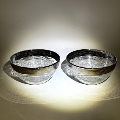 Набор из 2-х салатников, украшенных растительным декором, стекло, серебрение, Российская Федерация, 2000-2010 гг.