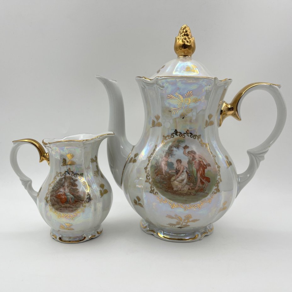 Сервиз чайно-кофейный на 6 персон "Мадонна" (15 предметов), фарфор, люстр, деколь, золочение, Kahla, ГДР, 1960-1980 гг.