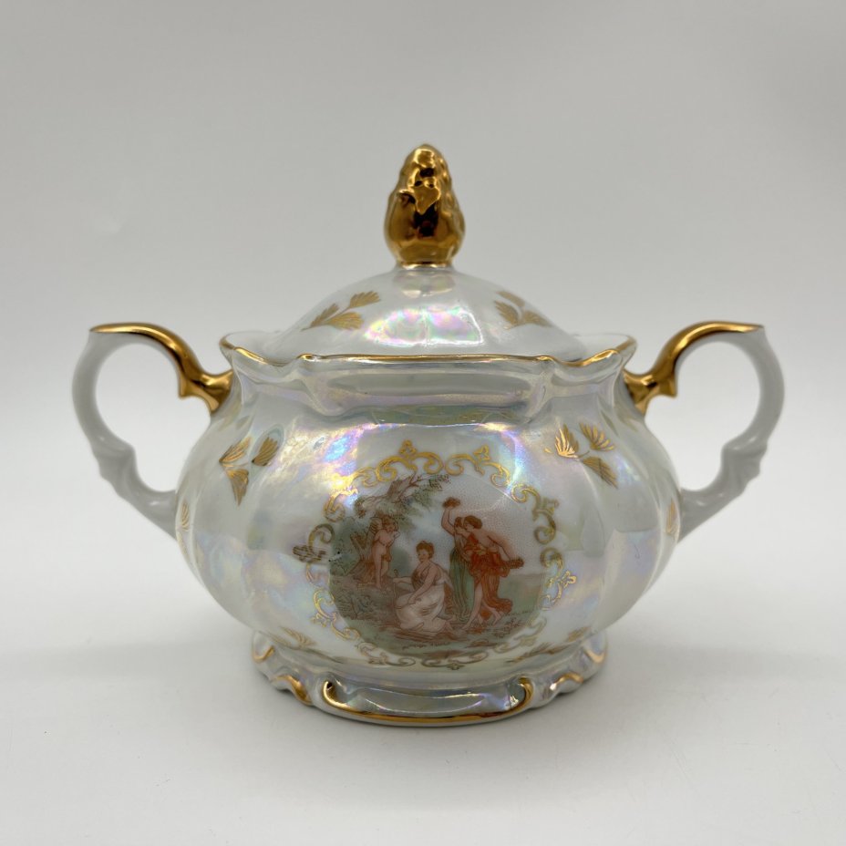 Сервиз чайно-кофейный на 6 персон "Мадонна" (15 предметов), фарфор, люстр, деколь, золочение, Kahla, ГДР, 1960-1980 гг.