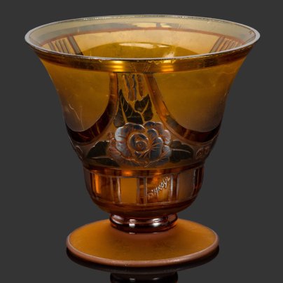 Ваза в стиле Art Deco, украшенная цветочным декором, E. VAL & Cie [подпись D'Argyl], цветное стекло, роспись, матирование, травление, Франция, 1928-1940 гг.
