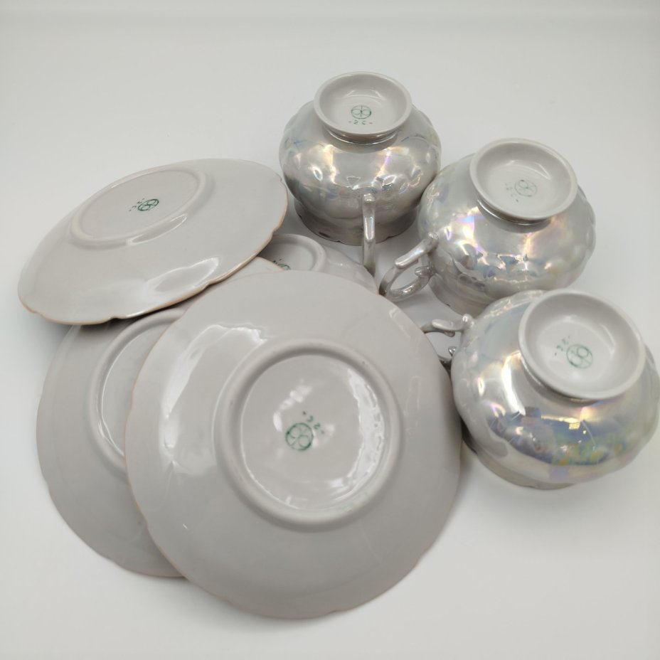 Набор для подачи чая на 3 персоны перламутрового оттенка (9 предметов), фарфор, люстр, Октябрьский фарфорово-фаянсовый завод, СССР, 1964-1991 гг.