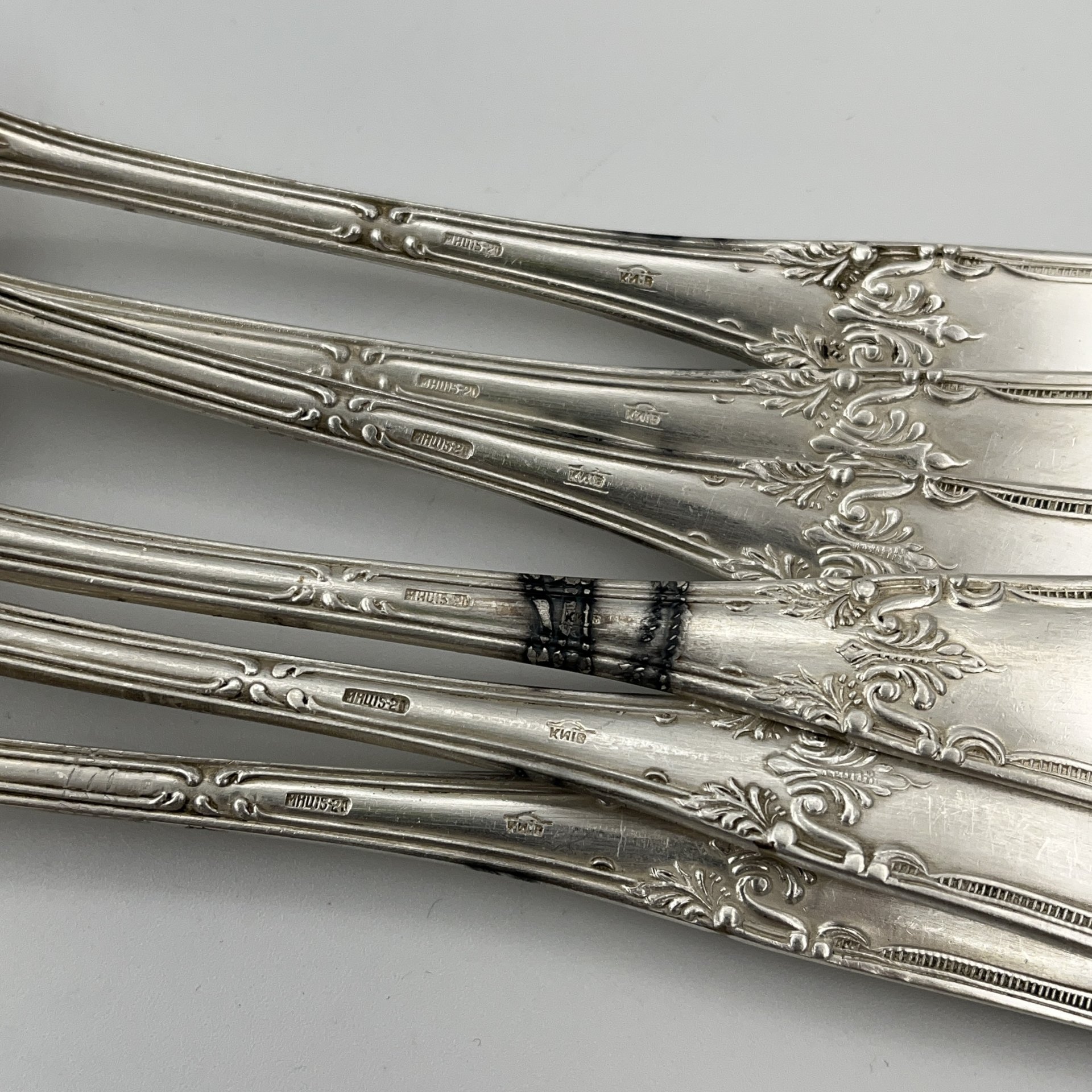 Набор из 6 вилок с растительным декором