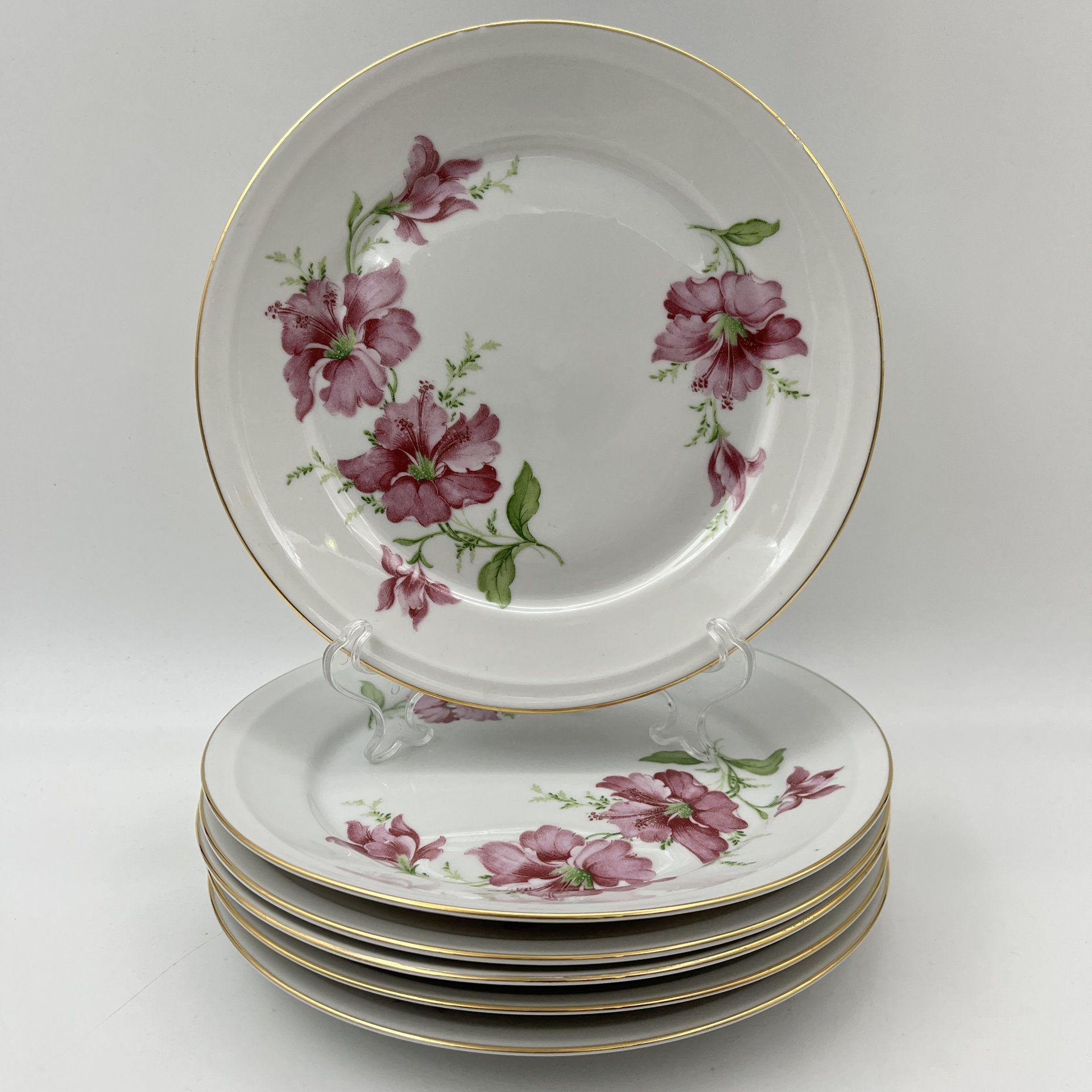 Тарелки десертные на 6 персон, украшенные цветочным декором