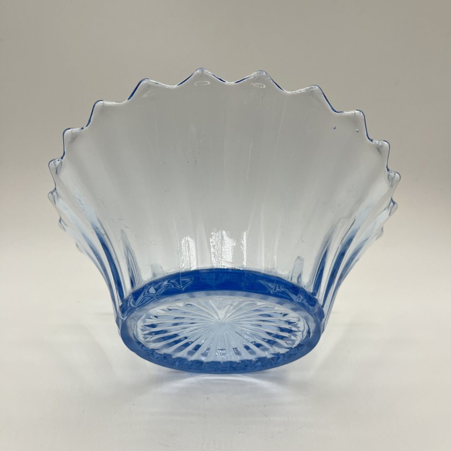 Салатник (конфетница), цветное стекло