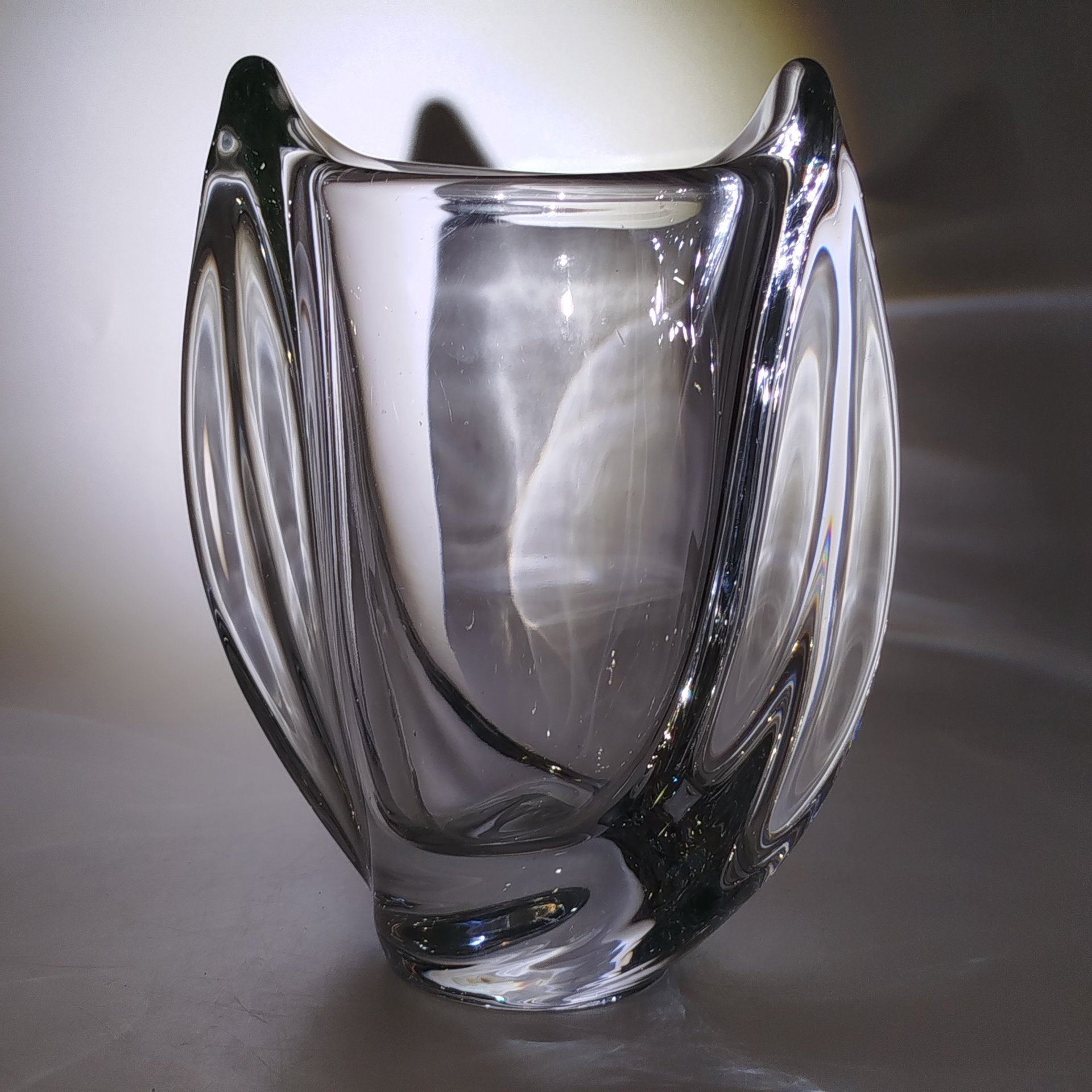 Ваза необычной рельефной формы, Art Vannes, хрусталь, Франция, 1970-1990 гг.