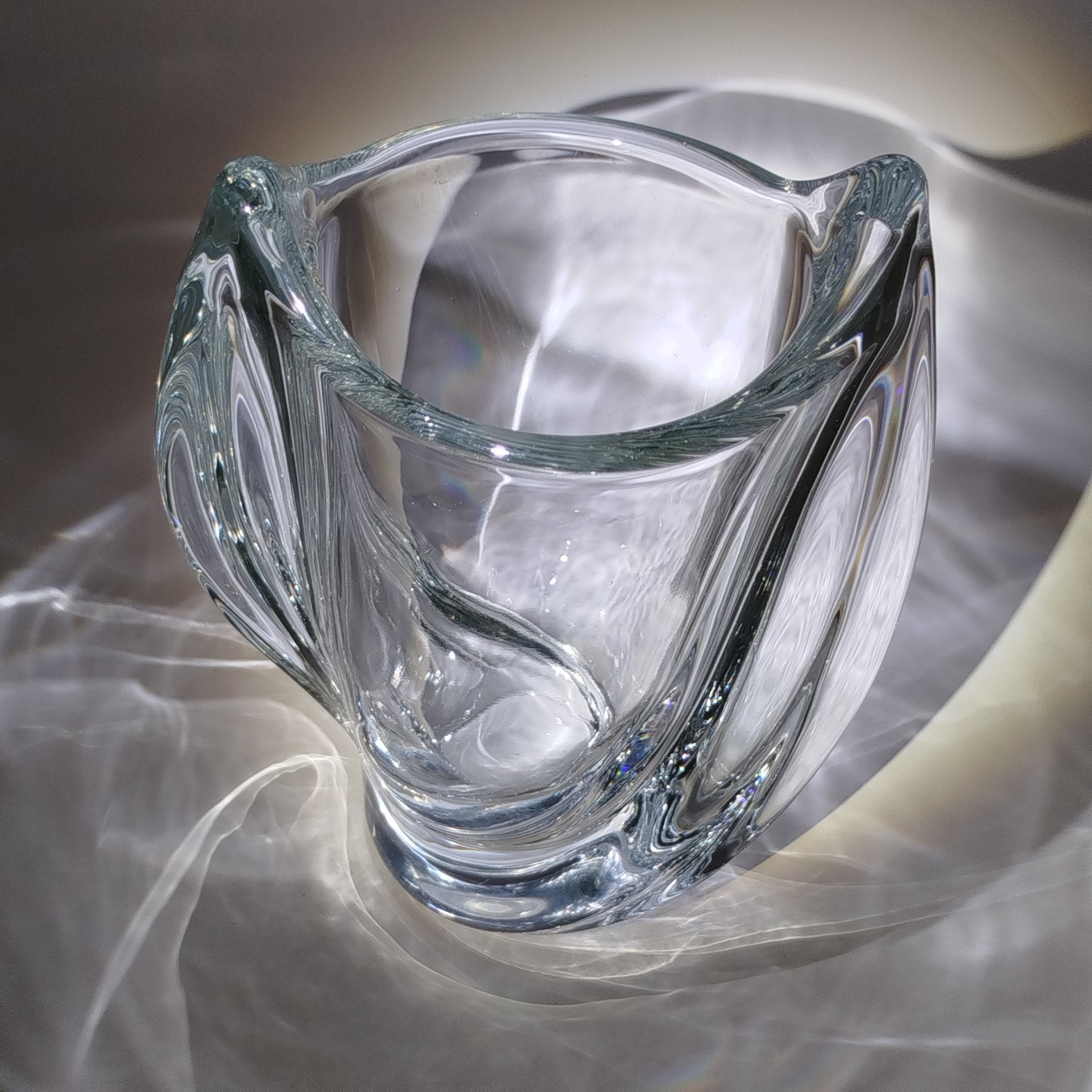 Ваза необычной рельефной формы, Art Vannes, хрусталь, Франция, 1970-1990 гг.