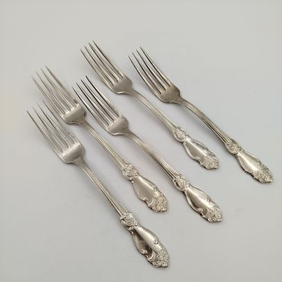 Набор из 5-ти столовых вилок "Серебряная роза", мНЦ (медь-никель-цинк), Кольчугинский завод цветных металлов, СССР, 1970-1990 гг.