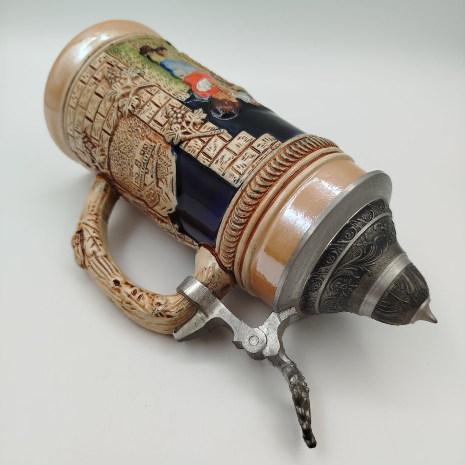 Кружка пивная с крышкой, украшенная пасторальной сценой, Original King