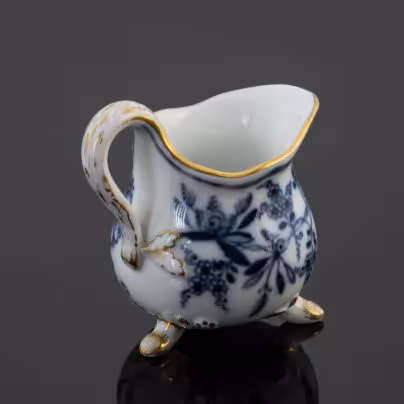 Сливочник "Луковый узор" ("Цвибельмустер"), Meissen (Мейсенский фарфор)