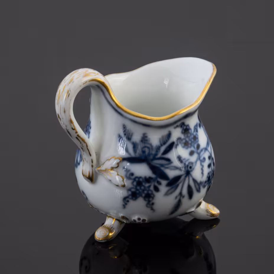 Сливочник "Луковый узор" ("Цвибельмустер"), Meissen (Мейсенский фарфор)