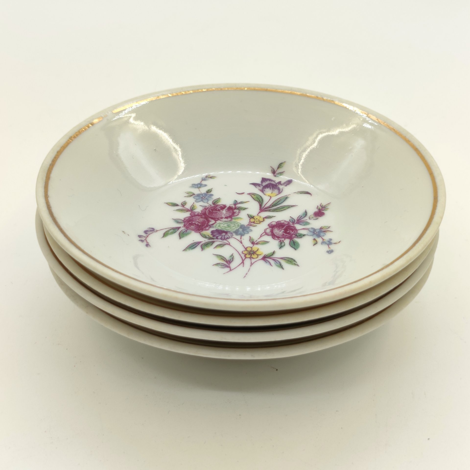 Набор из 4-х розеток с цветочным декором, фарфор, деколь, золочение, Завод «Красный фарфорист» (Чудово, Грузинская фарфорово-фаянсовая фабрика), СССР, 1956 г.