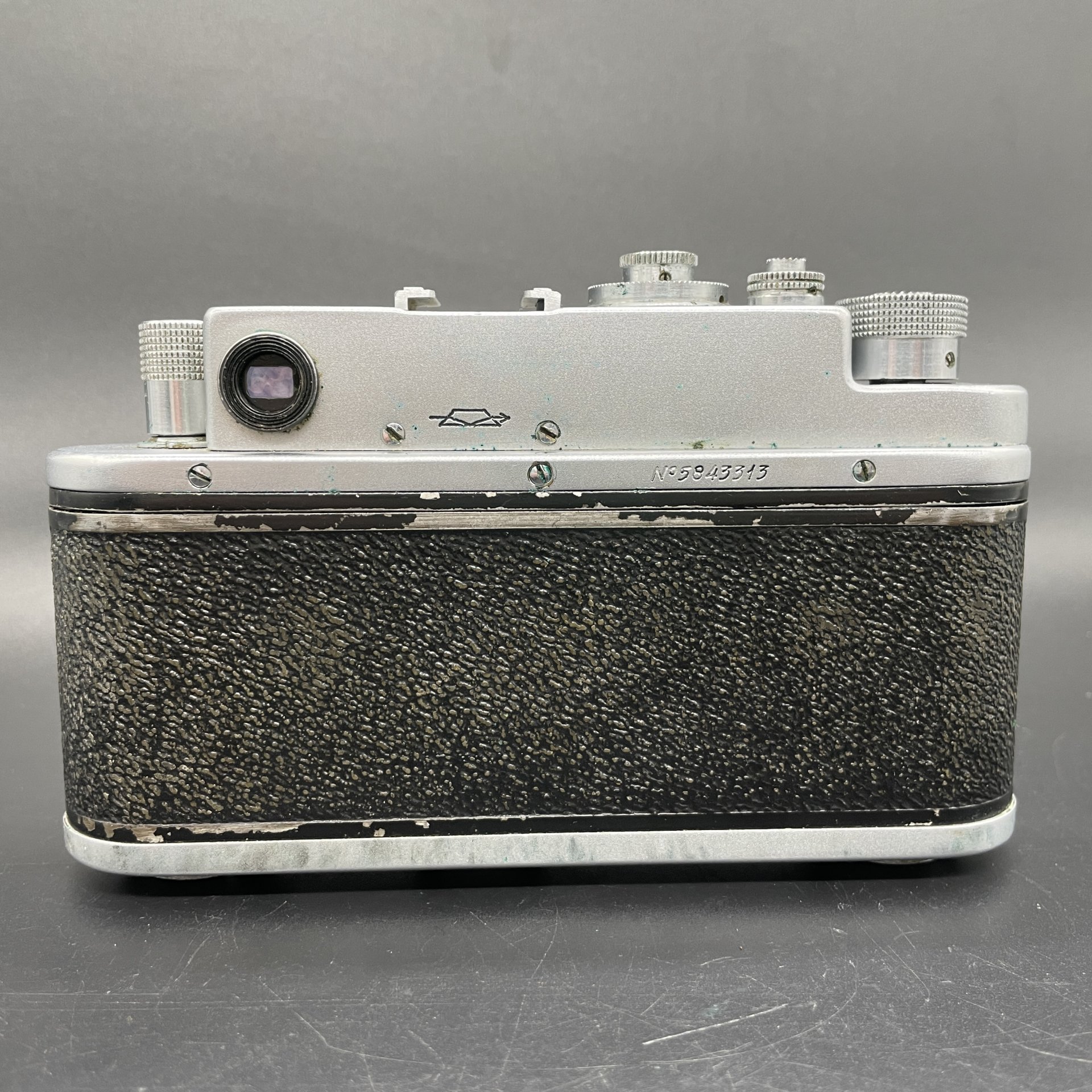 Фотоаппарат пленочный "Зоркий-4" с объективом "Индустар-50" в оригинальном кофре, Красногорский механический завод (КМЗ)