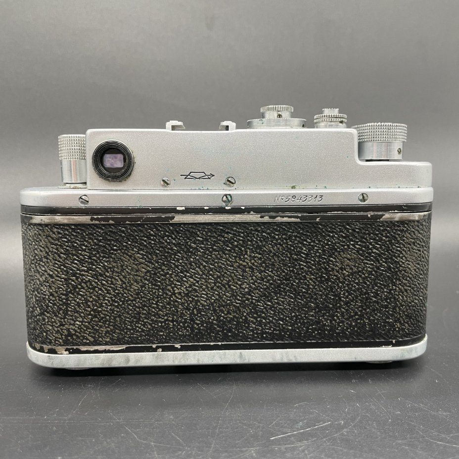Фотоаппарат пленочный "Зоркий-4" с объективом "Индустар-50" в оригинальном кофре, Красногорский механический завод (КМЗ)
