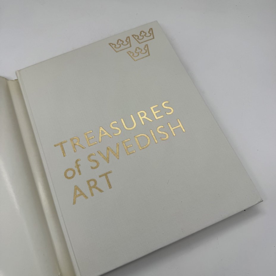 Книга "Treasures of Swedish Art" на английском языке
