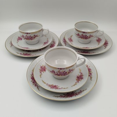 Набор чайно-кофейных трио с цветочным декором на 3 персоны, фарфор, деколь, золочение, Graf Von Henneberg Porzellan, 1777 Jlmenau, ГДР, 1977-1990 гг.