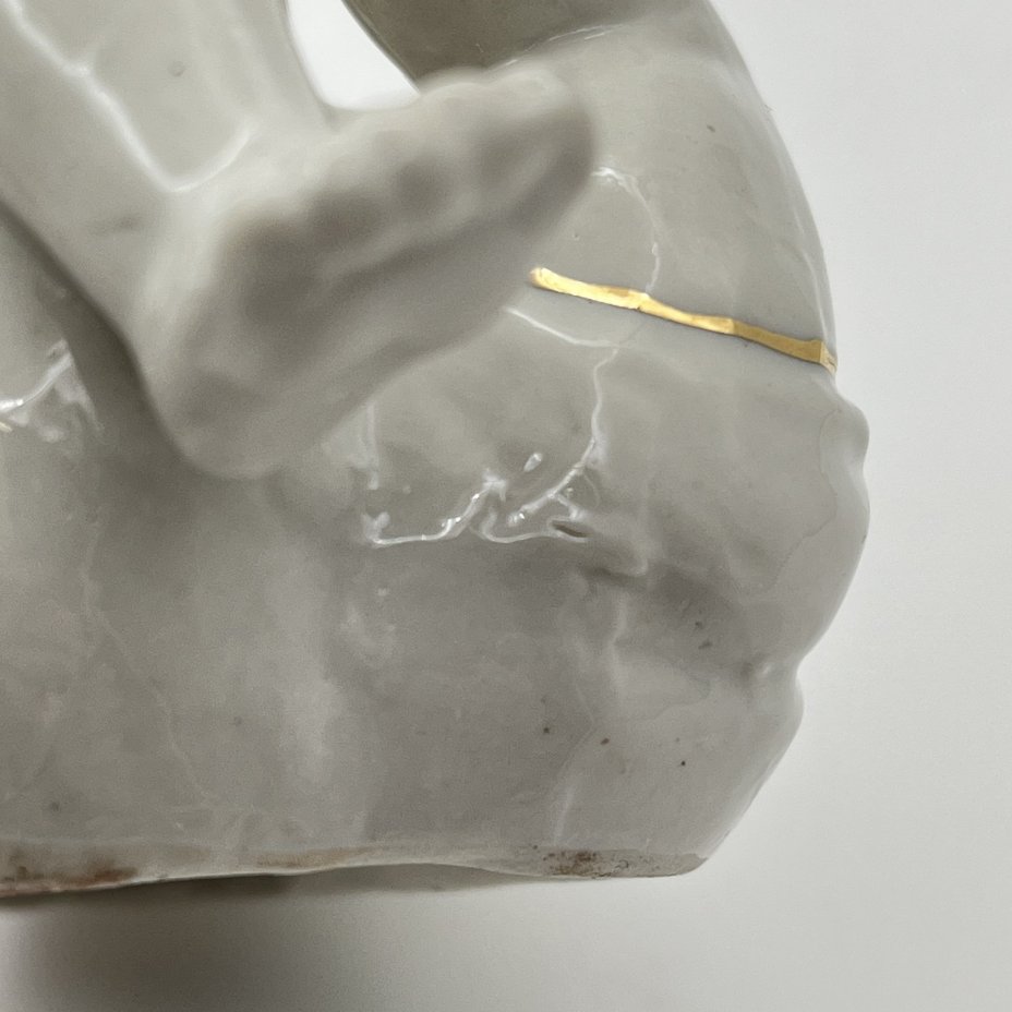 Статуэтка "Младенец"