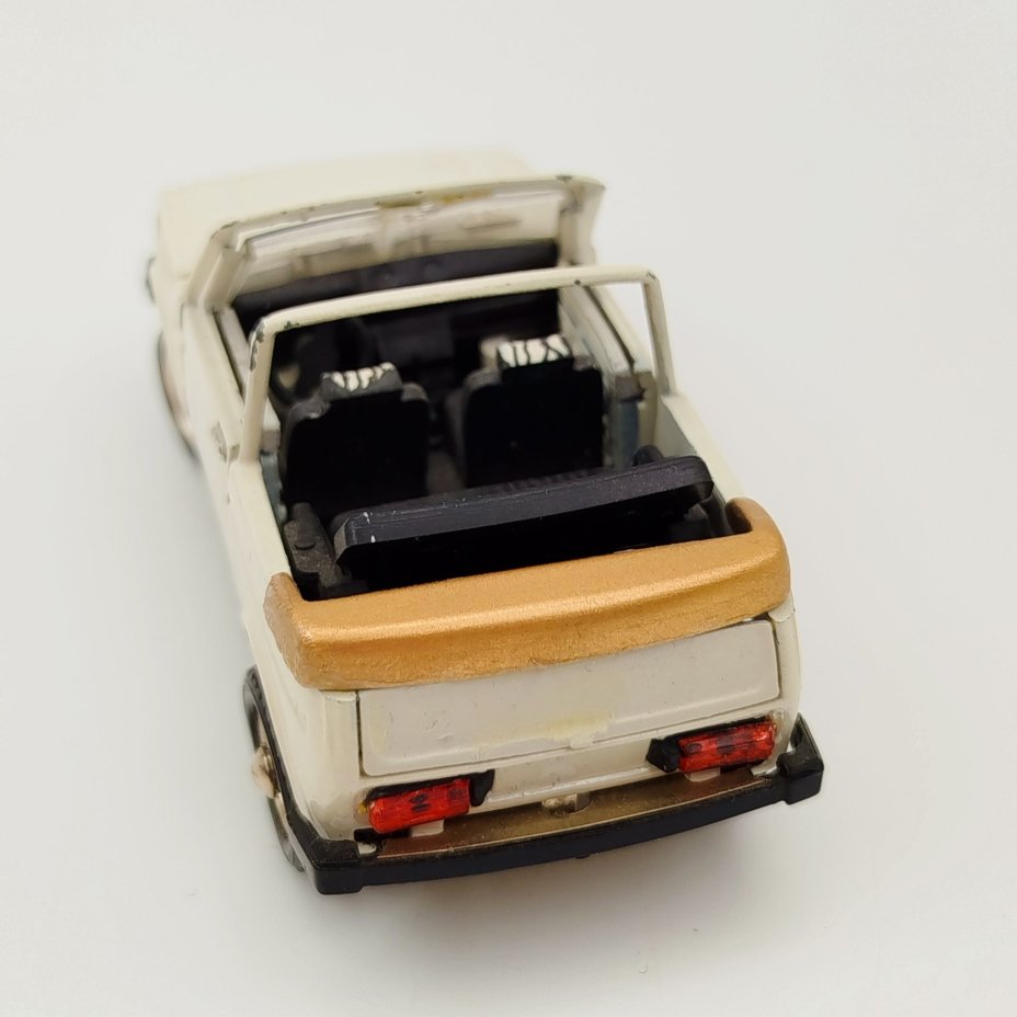 Модель автомобиля в масштабе 1:43 "LADA 2121 Niva" кабриолет (авторская версия), металл, пластмасса, крашение, СССР, 1970-1990 гг.