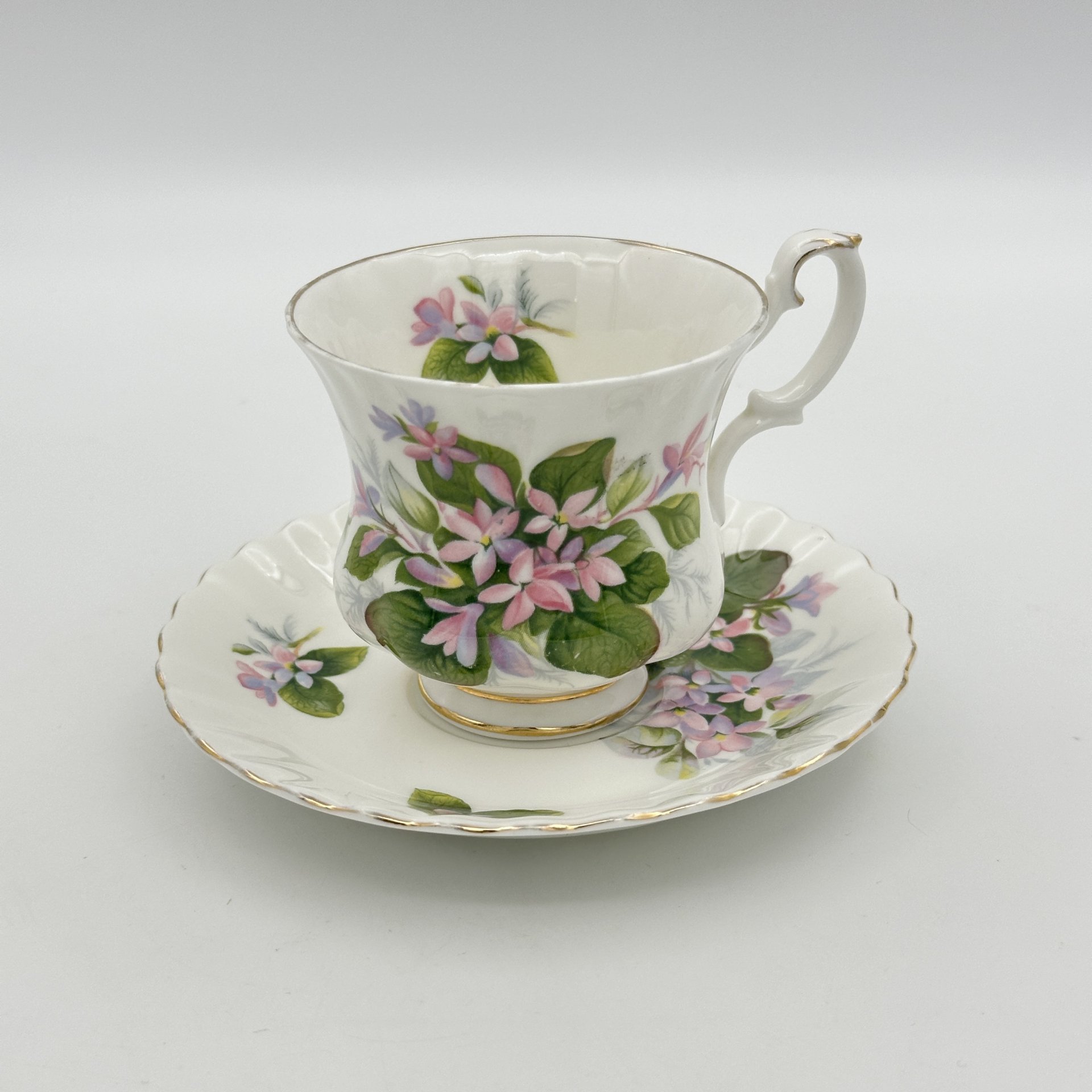 Кофейная пара "May flower" ("Майский цветок"), Royal Albert