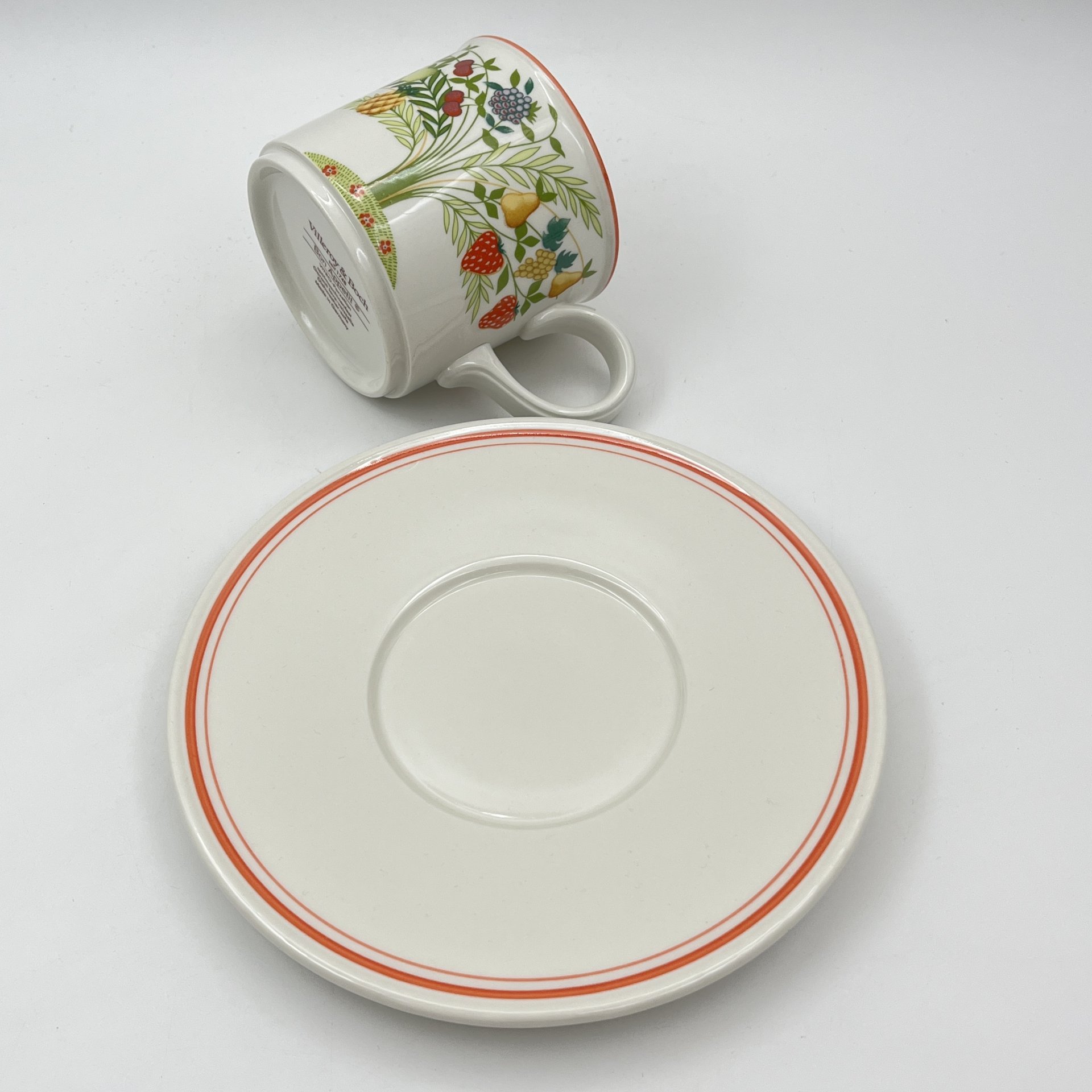 Чайная пара (кружка с блюдцем),  коллекция Bon Appetit, фарфор, vitro, Villeroy & Boch, Германия, 1983-1989 гг.