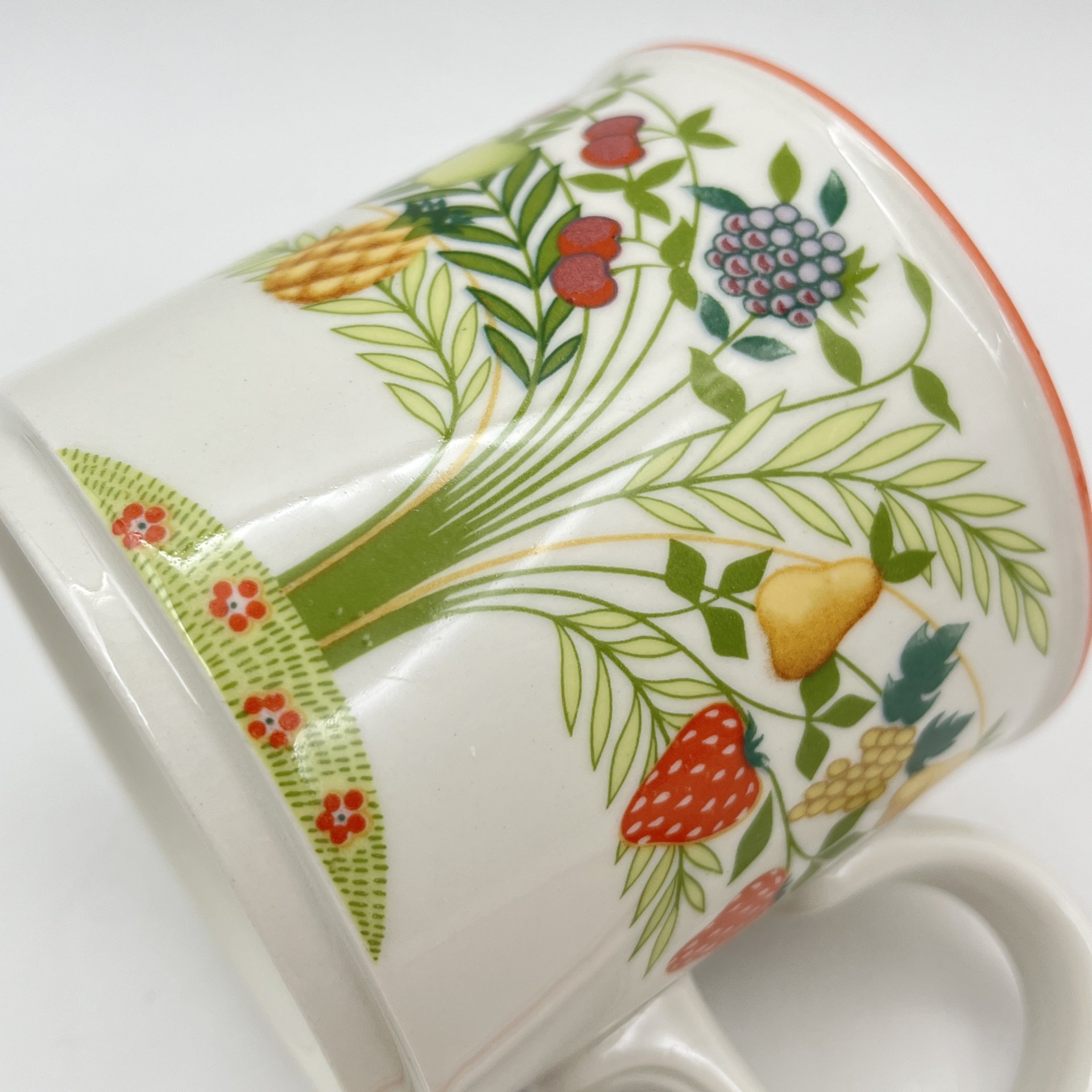 Чайная пара (кружка с блюдцем),  коллекция Bon Appetit, фарфор, vitro, Villeroy & Boch, Германия, 1983-1989 гг.