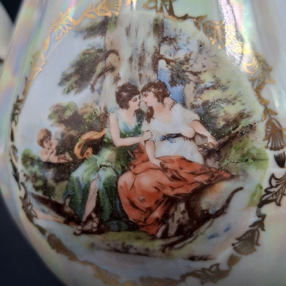 Кофейник из сервиза "Мадонна", фарфор, люстр, деколь, золочение, Oscar Schlegelmilch, Германия, 1950-1972 гг.