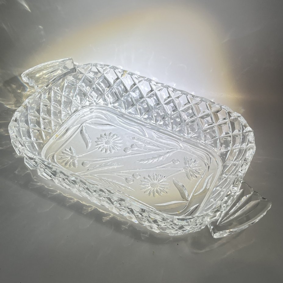 Блюдо сервировочное прямоугольное с цветочным декором, хрусталь, алмазная грань, СССР, 1970-1990 гг.