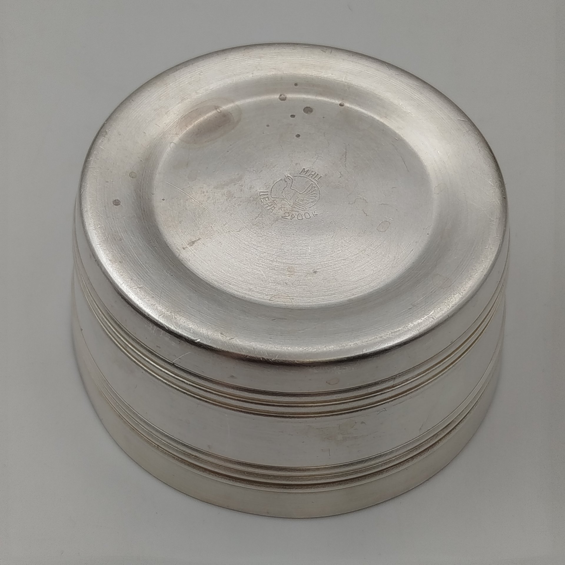 Икорница с линейным декором