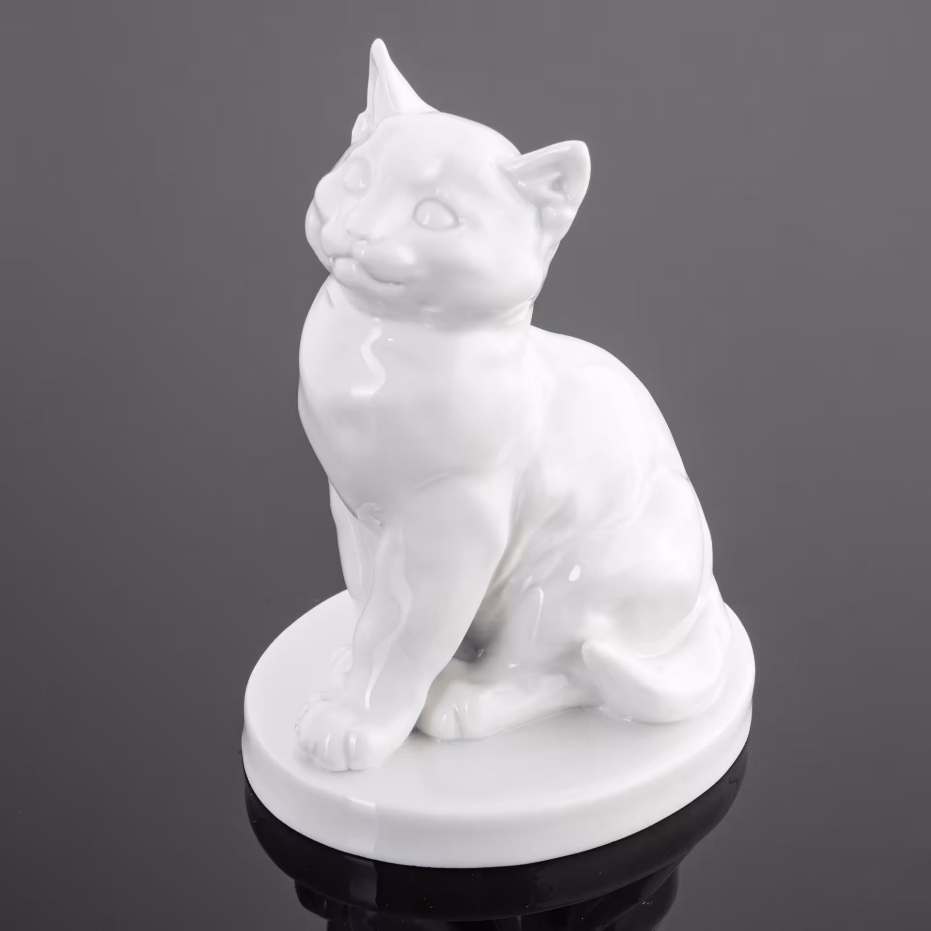 Статуэтка "Котёнок", скульптор Эрик Хёзель (Erich Hösel), модель №78850, Meissen (Мейсенский фарфор)