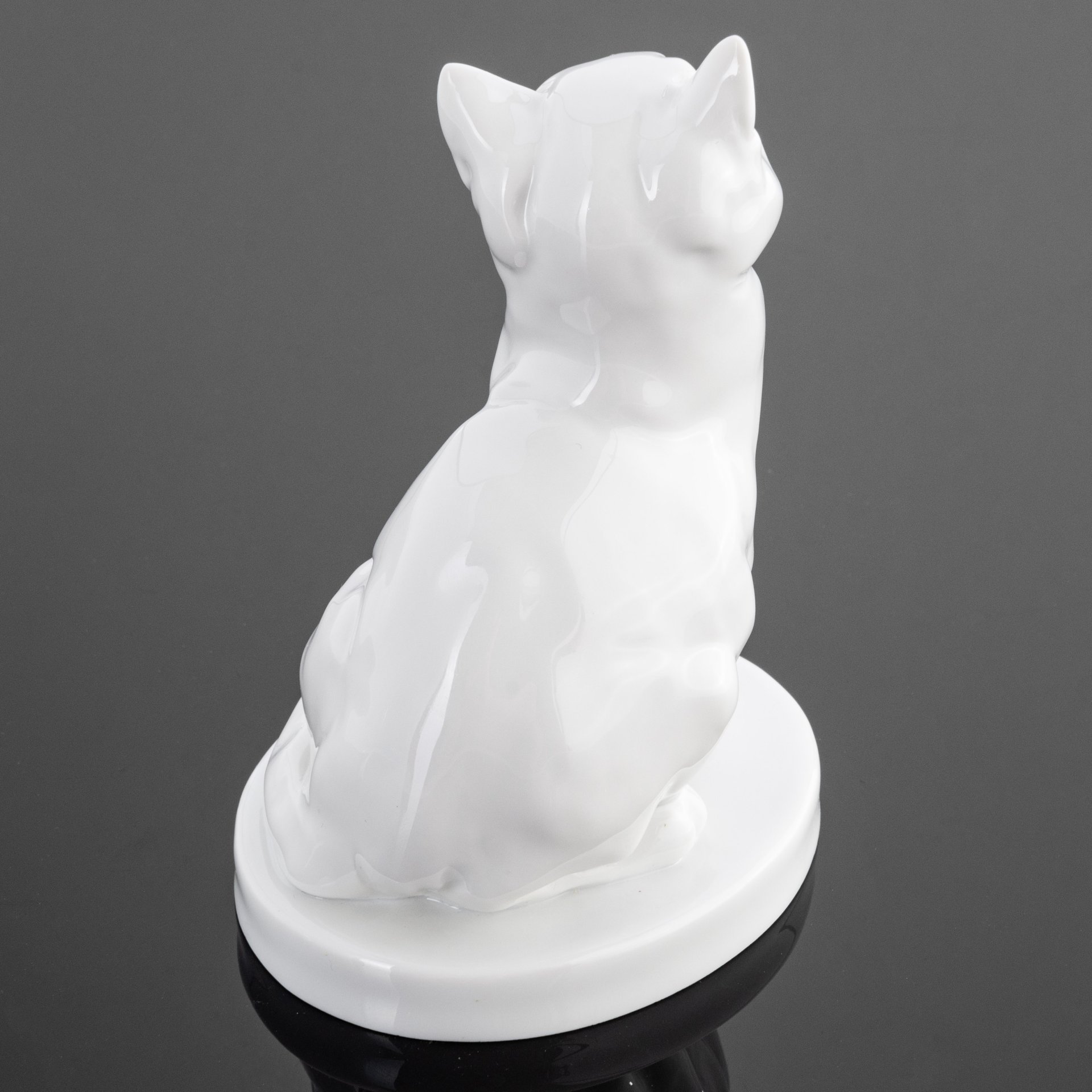 Статуэтка "Котёнок", скульптор Эрик Хёзель (Erich Hösel), модель №78850, Meissen (Мейсенский фарфор)