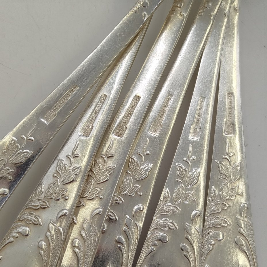 Набор вилок с растительным декором на 6 персон