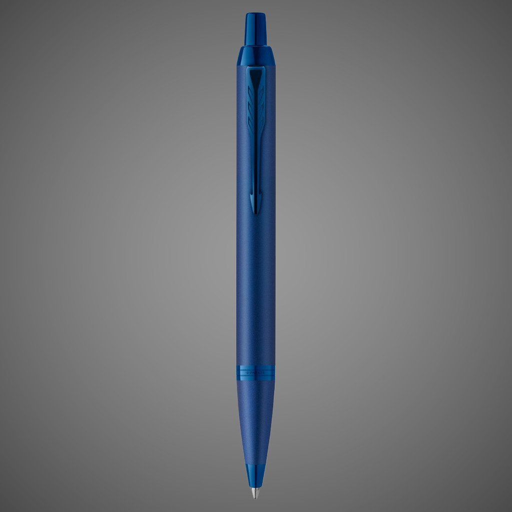 Шариковая ручка Parker IM Monochrome Blue, стержень:M, цвет чернил: blue, в подарочной упаковке., Лаки и смолы: лак, латунь
