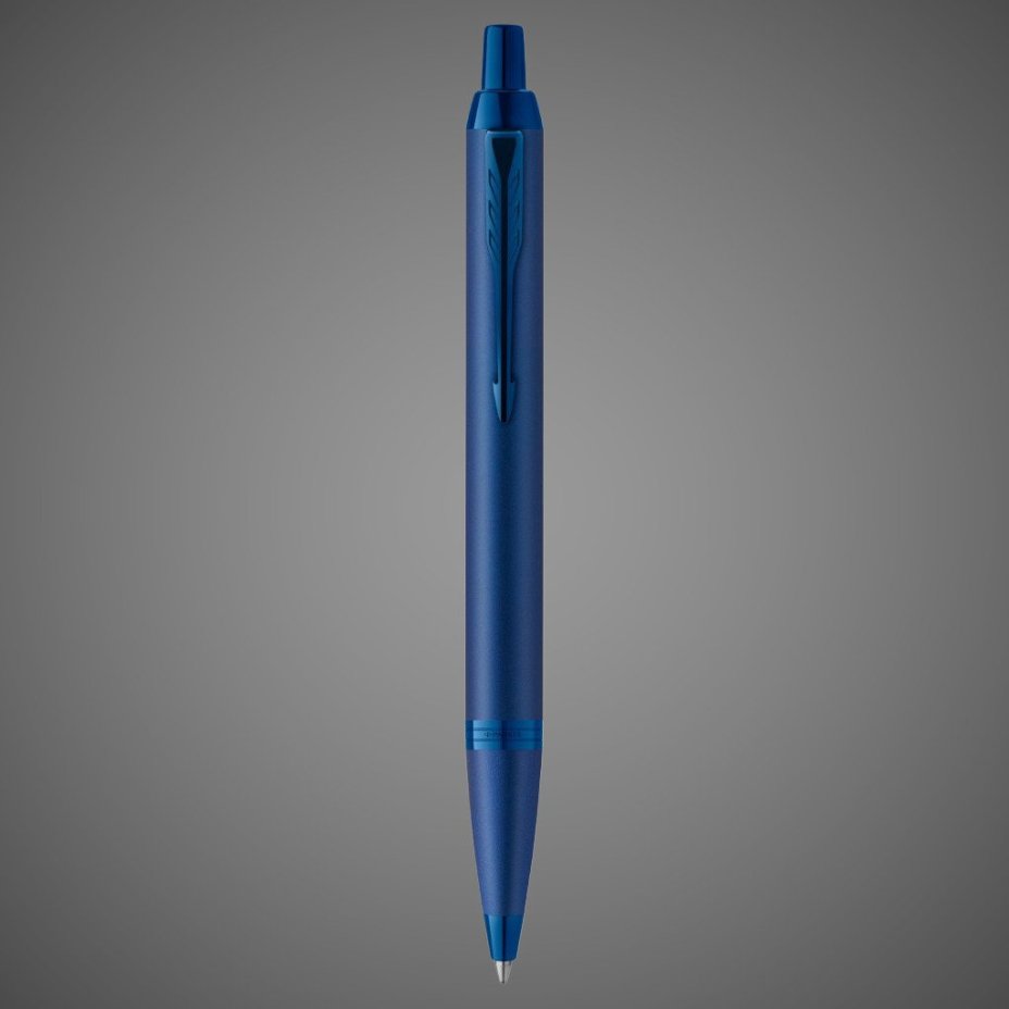 Шариковая ручка Parker IM Monochrome Blue, стержень:M, цвет чернил: blue, в подарочной упаковке., Лаки и смолы: лак, латунь