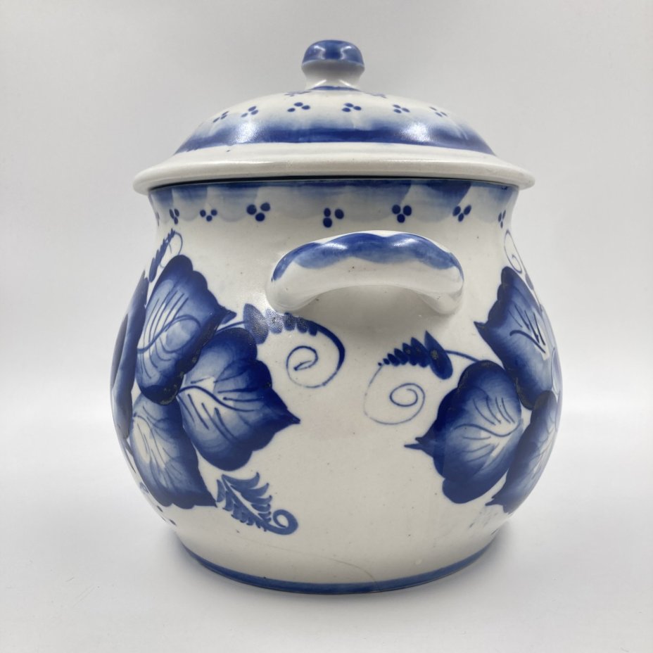 Горшочек с крышкой, фарфор, роспись, Речицкий фарфоровый завод (Гжель), СССР, 1970-1980 гг.
