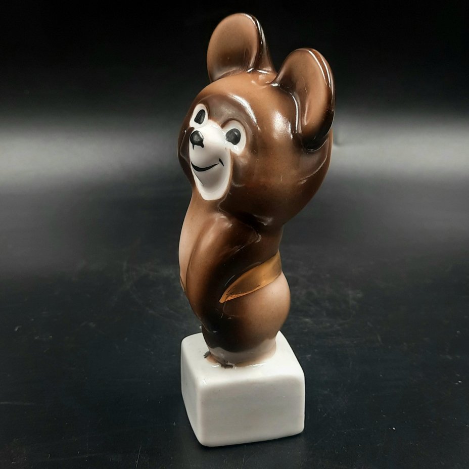 Статуэтка "Олимпийский мишка"